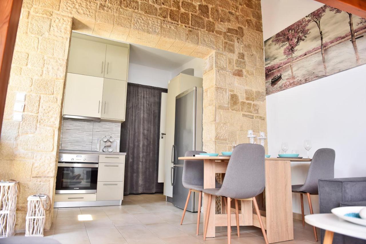 Ferenikis House Apartment Rhodes City ภายนอก รูปภาพ